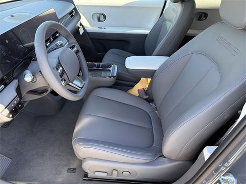 New 2026 Hyundai Ioniq 5 SEL image 9