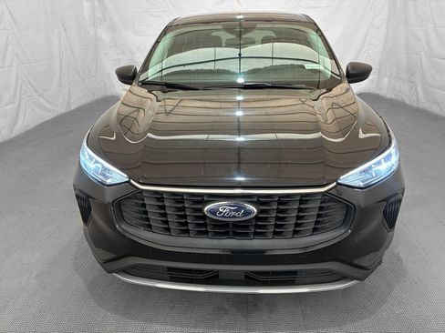 Used 2024 Ford Escape Active FWD image 2