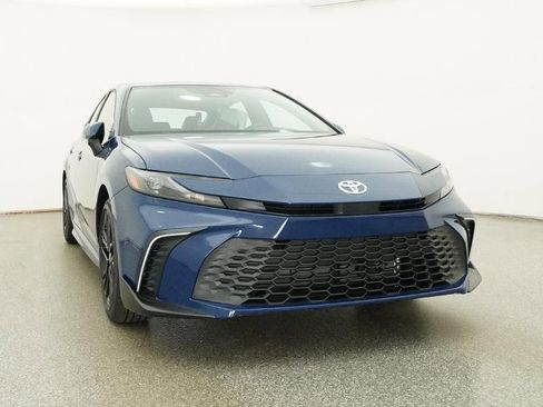 New 2026 Toyota Camry SE image 16