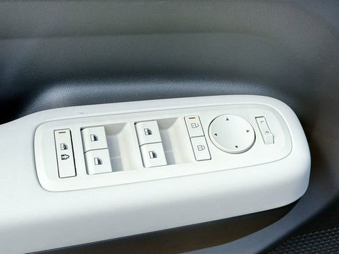 New 2026 Hyundai Santa Fe SE FWD image 17