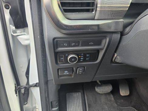 Used 2023 Ford F150 Platinum w/ Equipment Group 701A High image 15