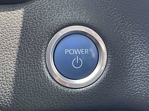 Used 2024 Toyota Tundra Limited AWD/4WD image 32