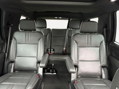 Used 2021 Chevrolet Tahoe RST w/ Luxury Package image 7