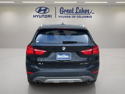 Used 2019 BMW X1 xDrive28i w/ Convenience Package image 4
