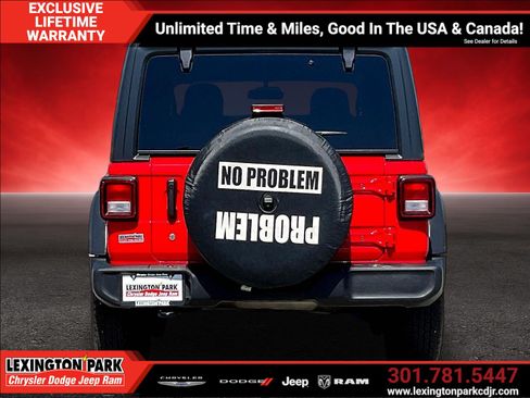 Used 2019 Jeep Wrangler Sport AWD/4WD image 6