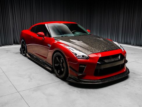 Used 2020 Nissan GT-R Premium w/ Premium Interior Package AWD/4WD image 22