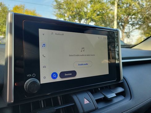 Used 2025 Toyota RAV4 LE image 17