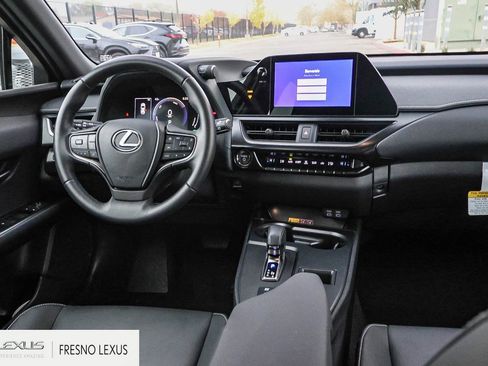 Used 2025 Lexus UX 300h FWD image 14
