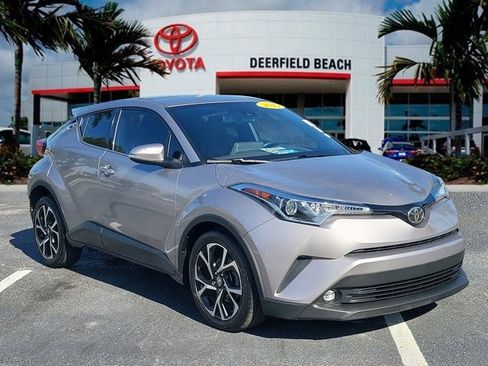 Used 2019 Toyota C-HR Limited image 1