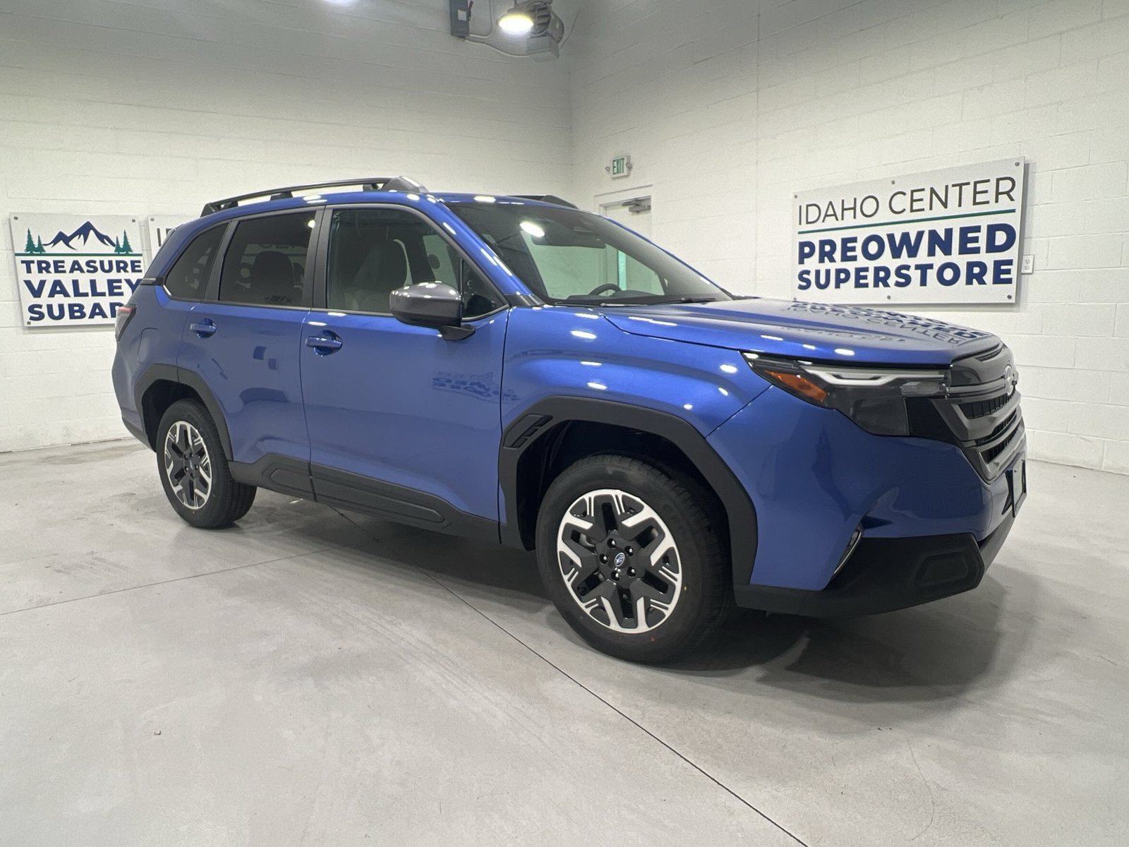 New 2026 Subaru Forester Premium AWD/4WD image 2
