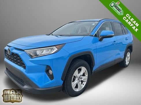 Used 2021 Toyota RAV4 XLE FWD image 1
