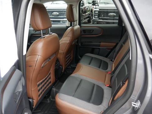 Used 2021 Ford Bronco Sport Outer Banks w/ Outer Banks Package AWD/4WD image 24