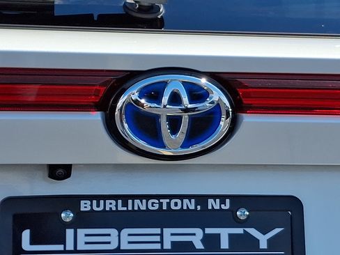 Used 2023 Toyota Venza Limited AWD/4WD image 32