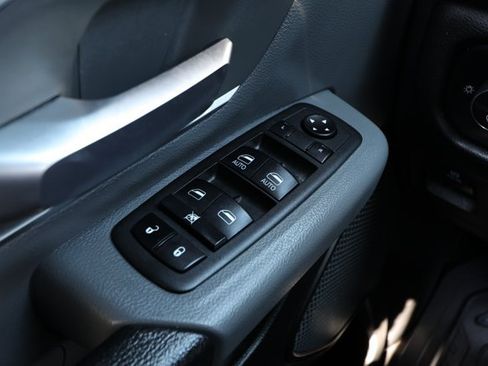 Used 2022 RAM 1500 Big Horn RWD image 21