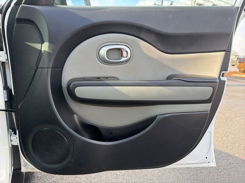 Used 2016 Kia Soul image 20