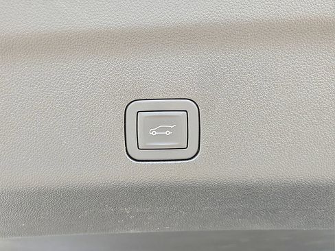 Used 2026 Cadillac Escalade V w/ LPO, ONYX Package AWD/4WD image 14