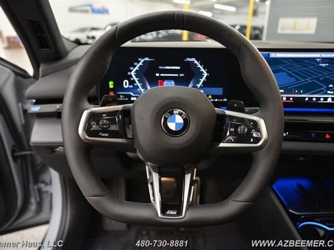 Used 2026 BMW 530i w/ M Sport Package RWD image 34