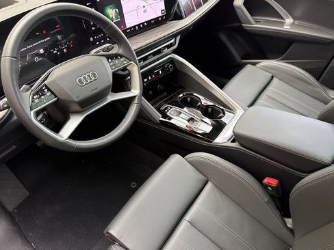 New 2025 Audi Q5 Prestige AWD/4WD image 7