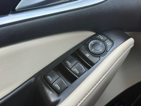 Used 2021 Buick Enclave Essence w/ Trailering Package, 5000 lbs. AWD/4WD image 40