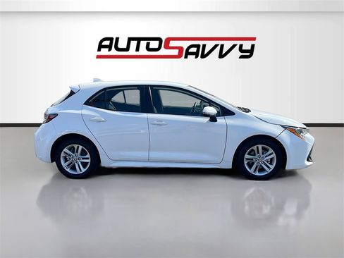 Used 2022 Toyota Corolla SE image 8