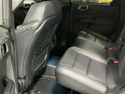 New 2025 Ford Bronco Big Bend w/ Black Diamond Package image 7