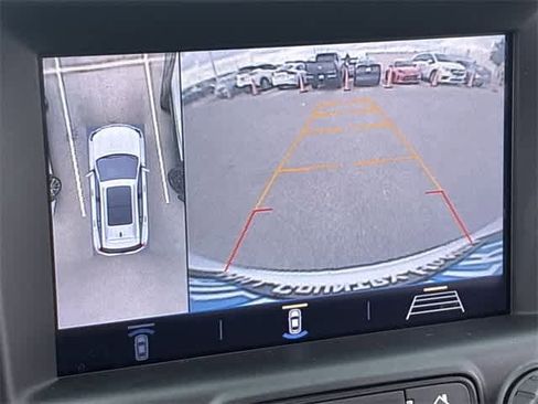 Used 2018 GMC Terrain Denali w/ Advanced Safety Package image 32