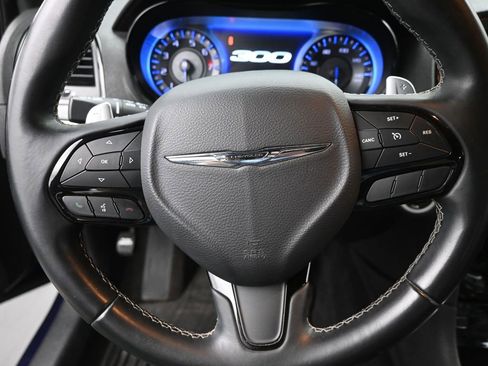 Used 2017 Chrysler 300 S image 17