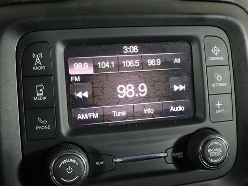 Used 2018 Jeep Renegade Sport w/ Power & Air Group AWD/4WD image 28