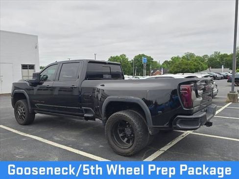 Used 2024 GMC Sierra 3500 Denali Ultimate AWD/4WD image 10