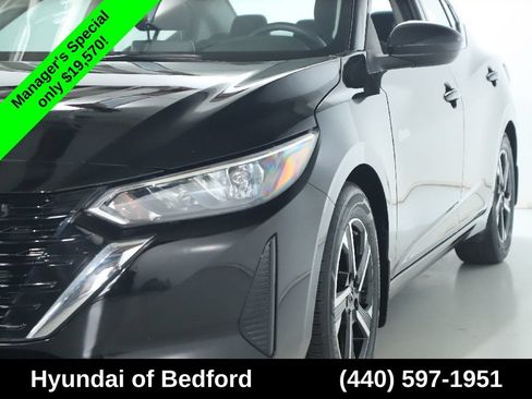 Used 2024 Nissan Sentra SV FWD image 4