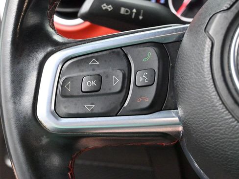 Used 2021 Jeep Wrangler Unlimited Rubicon AWD/4WD image 16