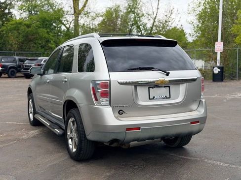 Used 2008 Chevrolet Equinox LT w/ LT Preferred Equipment Group FWD image 4