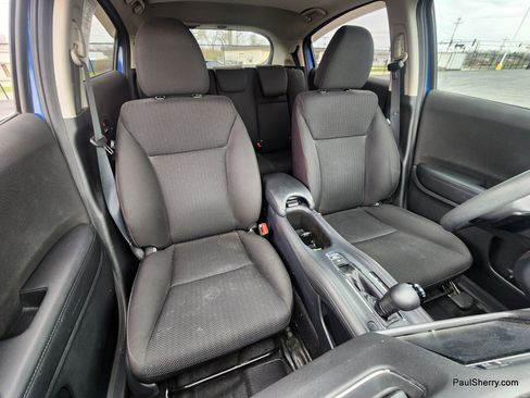 Used 2018 Honda HR-V EX image 28