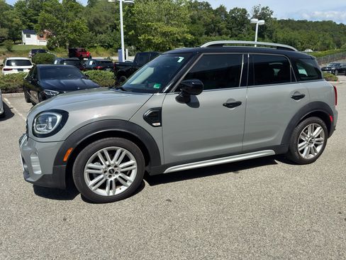 Used 2022 MINI Cooper Countryman FWD image 2