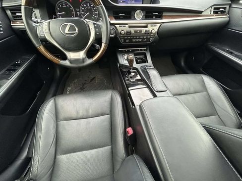 Used 2015 Lexus ES 350 w/ Luxury Package FWD image 14