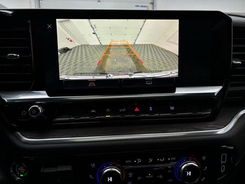 New 2026 GMC Sierra 1500 SLT w/ SLT Premium Package image 3