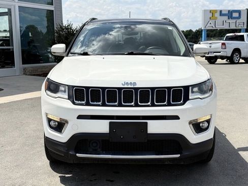 Used 2017 Jeep Compass Limited AWD/4WD image 4