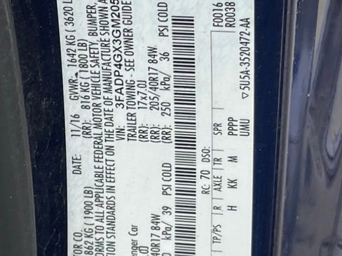 Used 2016 Ford Fiesta ST w/ ST Recaro Package image 21