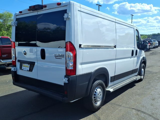 Used 2025 RAM ProMaster 2500 w/ U-Haul Equipment Group FWD image 10