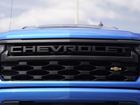 New 2025 Chevrolet Silverado 1500 Custom AWD/4WD image 30