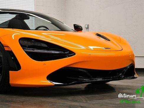 Used 2023 McLaren 720S Spider image 58