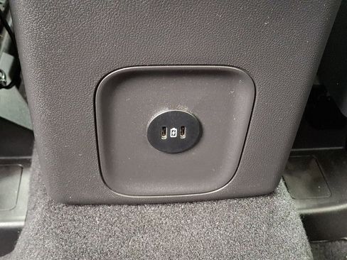 Used 2024 Ford Escape Active image 11