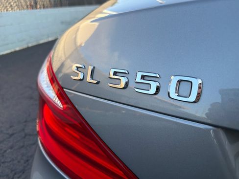 Used 2013 Mercedes-Benz SL 550 image 18