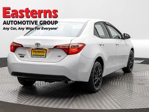 Used 2019 Toyota Corolla LE FWD image 5