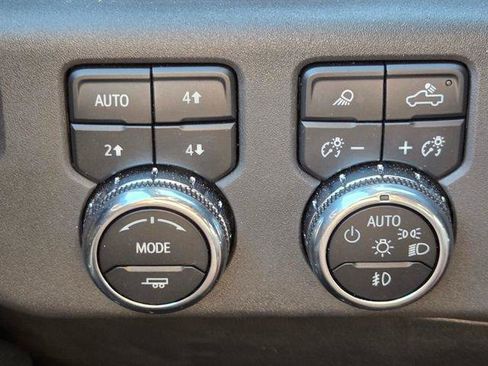 Used 2023 GMC Sierra 1500 SLT w/ SLT Premium Package image 21