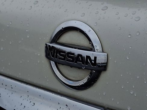 Used 2017 Nissan Armada SL w/ Moonroof Package image 32