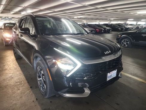 Certified 2023 Kia Sportage EX image 1