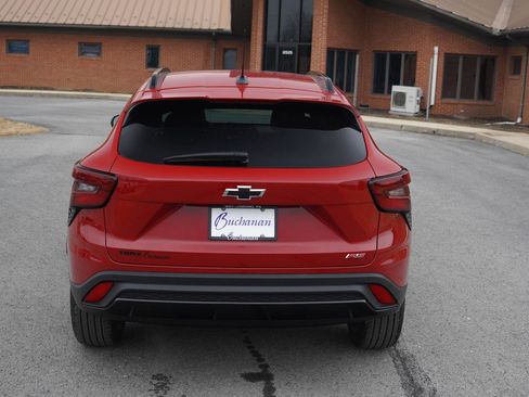 New 2026 Chevrolet Trax RS w/ Sunroof Package image 4