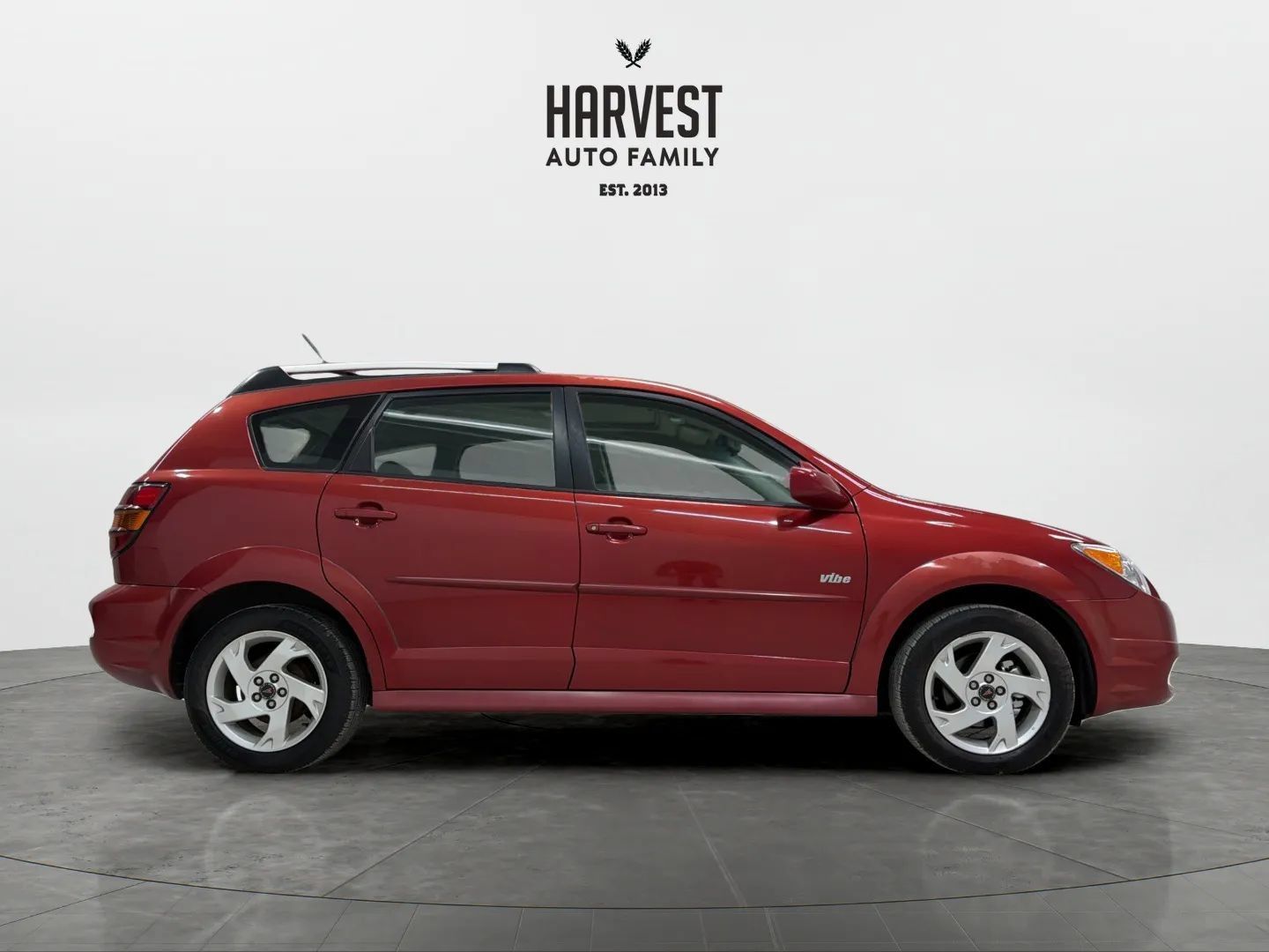 Used 2006 Pontiac Vibe w/ Sport Package FWD image 8