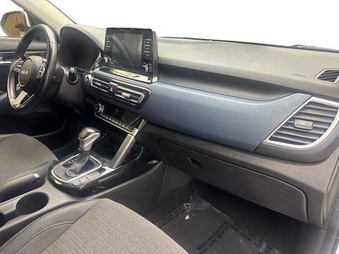 Used 2023 Kia Seltos S FWD image 52
